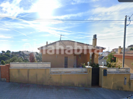 Houses (villa / tower), 268 m², almost new, Calle Alaska, 2