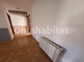  (unifamiliar adossada), 155 m², près de bus et de train, presque neuf