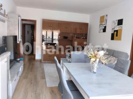 Pis, 85 m², près de bus et de train, Calle de València
