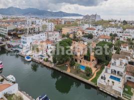  (xalet / torre), 541 m², Calle Requesens, 95