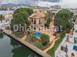  (xalet / torre), 541 m², Calle Requesens, 95