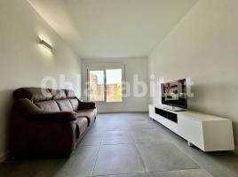 Lloguer pis, 94 m², prop de bus i tren