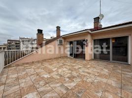 Casa (unifamiliar adossada), 377 m²