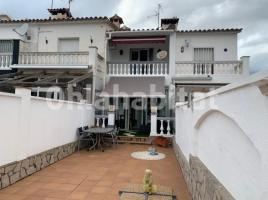 Casa (unifamiliar adossada), 104 m², Calle Empúries C, 5