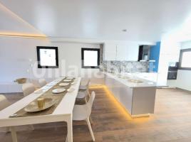 Casa (unifamiliar aislada), 570 m², seminuevo, Calle de Maria Aurèlia Capmany