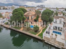  (unifamiliar aïllada), 541 m², Calle Requesens, 95