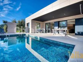 Casa (chalet / torre), 181 m², seminuevo