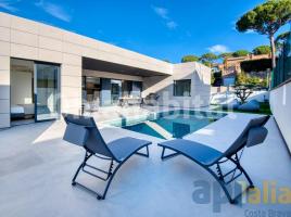 Casa (chalet / torre), 181 m², seminuevo