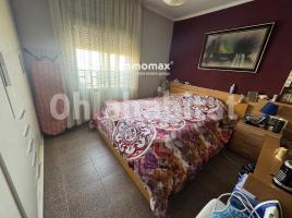 Pis, 64 m², Zona