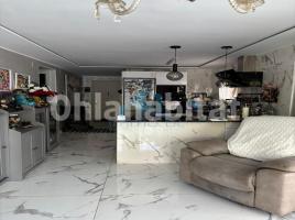 Flat, 77 m², near bus and train, Calle de Berlín