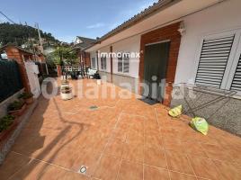 Casa (unifamiliar adossada), 270 m², Zona