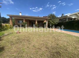 Casa (xalet / torre), 394 m², Calle del Ravató