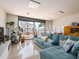 Casa (unifamiliar adossada), 340 m², seminou