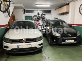 Houses (terraced house), 245 m², near bus and train