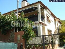  (unifamiliar adossada), 319 m², Zona