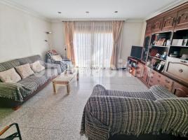 Pis, 92 m², Zona