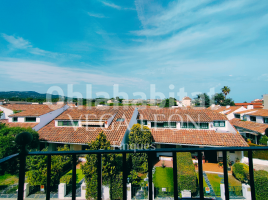  (unifamiliar adossada), 158 m², près de bus et de train