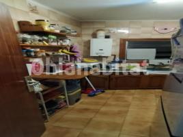 Piso, 58 m², cerca de bus y tren