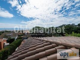 Casa (unifamiliar adosada), 366 m², Zona