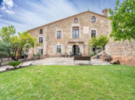 Houses (masia), 1779 m², Zona