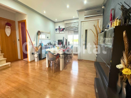  (unifamiliar adossada), 181 m², Calle la Muga