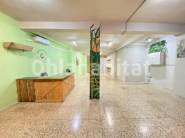 Local comercial, 170 m², cerca bus y metro, Calle de les Açores