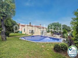 Casa (chalet / torre), 144 m², Calle Castelló, 57