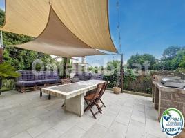 Casa (chalet / torre), 144 m², Calle Castelló, 57