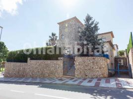 Casa (xalet / torre), 1142 m²