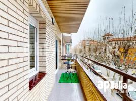 Piso, 107 m², cerca de bus y tren
