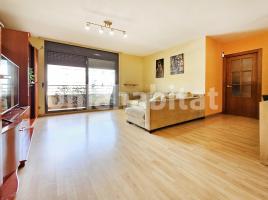 Flat, 103 m², near bus and train, almost new, Calle de Melzo