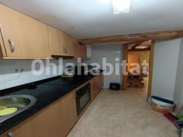 Apartamento, 60 m², cerca de bus y tren, seminuevo, Calle Sant Cristòfol
