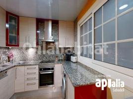 Pis, 91 m², prop de bus i tren