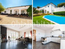 Casa (unifamiliar adosada), 325 m², seminuevo, Zona