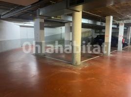 For rent parking, 15 m², Calle d'Enric Delaris, 56