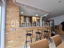 Casa (unifamiliar adossada), 300 m²