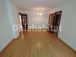 Louer pis, 83 m², Calle de Mossèn Andreu