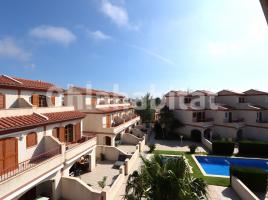 (unifamiliar adossada), 243 m², presque neuf, Calle de Chirac