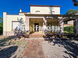  (xalet / torre), 330 m²