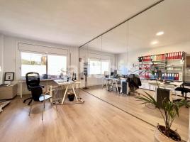 Louer , 93 m², près de bus et de métro, Calle de Balmes, 430