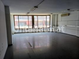 Alquiler oficina, 95 m², Avenida de la Riera de Cassoles
