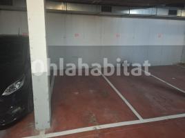 For rent parking, 12 m², Calle d'Enric Delaris, 56