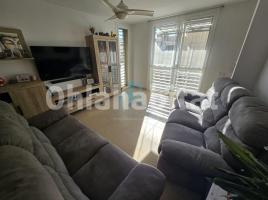 Flat, 122 m², near bus and train, Calle Desprats