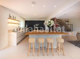  (xalet / torre), 572 m²
