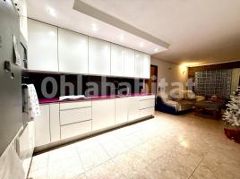 Apartament, 80 m²