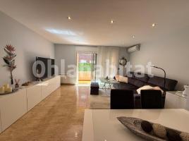 Pis, 79 m², prop de bus i tren, Calle Pintor Fortuny