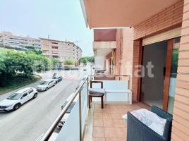 Pis, 149 m², près de bus et de train, presque neuf, Calle de les Roses
