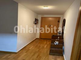 Pis, 78 m², prop de bus i tren, Calle de la Corunya