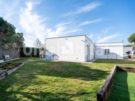 Casa (unifamiliar adosada), 198 m², seminuevo, Zona