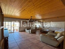 Flat, 135 m²